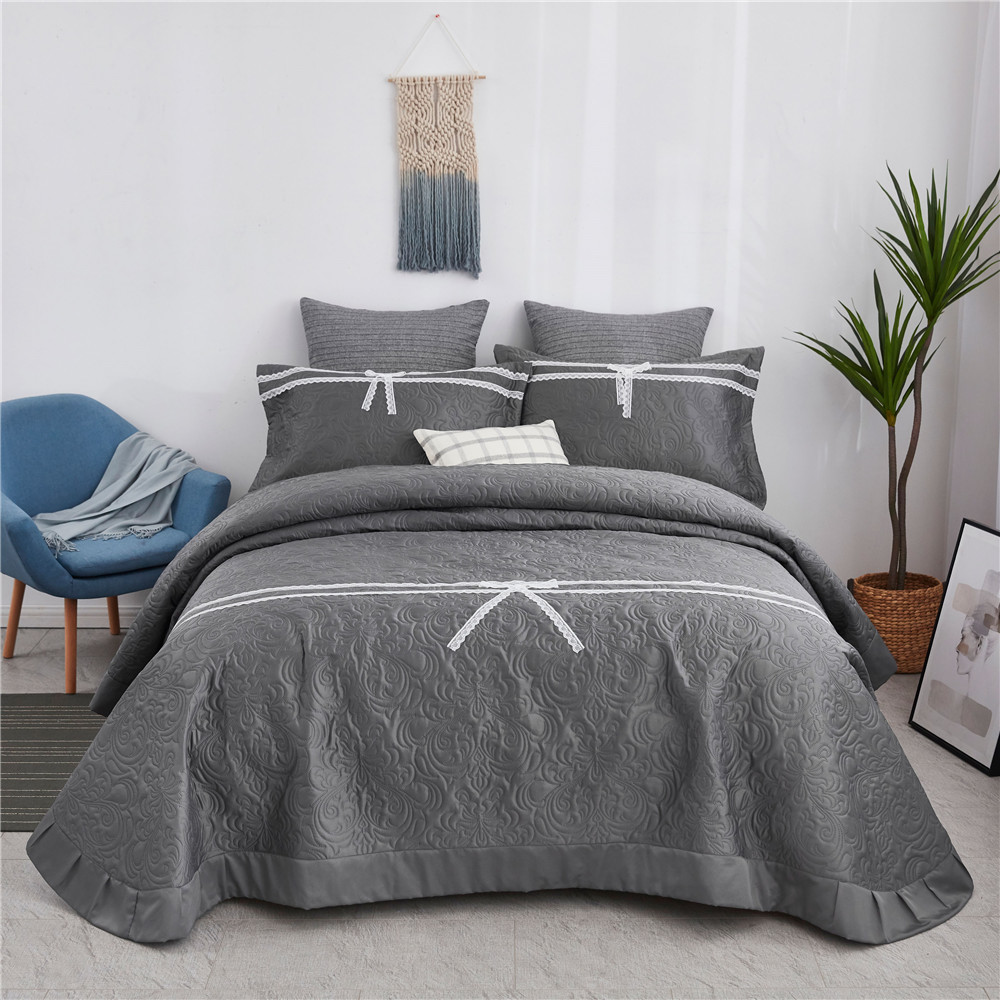 100% Polyester Solid Quilting Bedspread Set