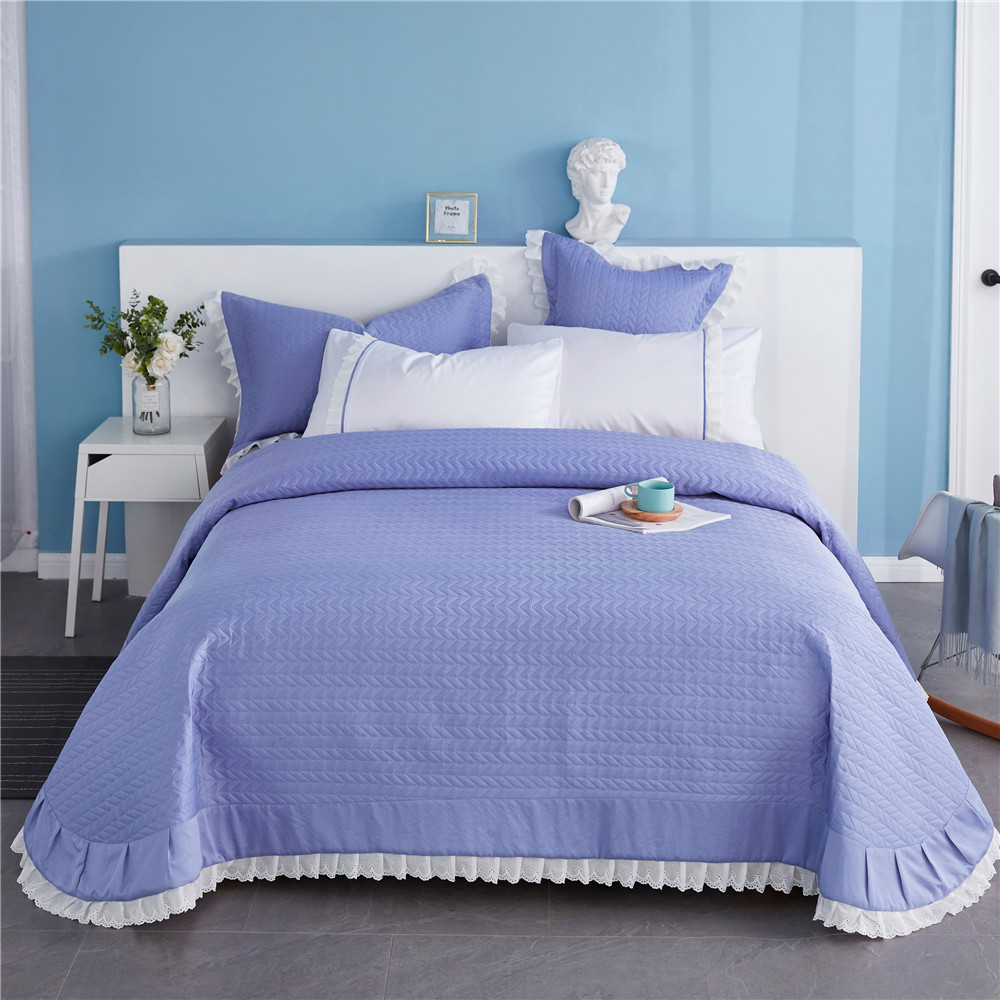 Dual Use Lace Bedspread Set